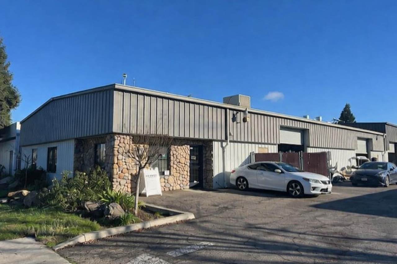 2528 Purdue Avenue - Photo 1