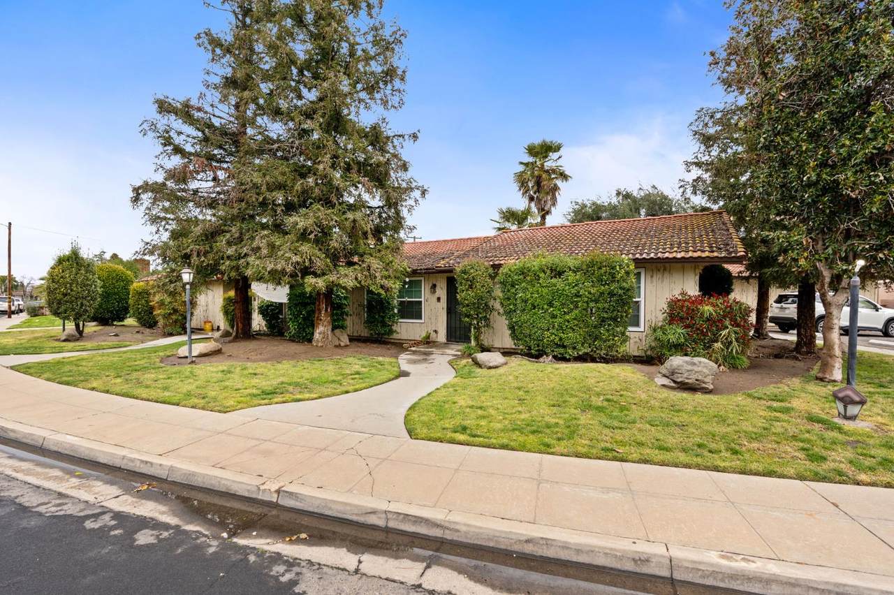 1063 Pierce Drive - Photo 1