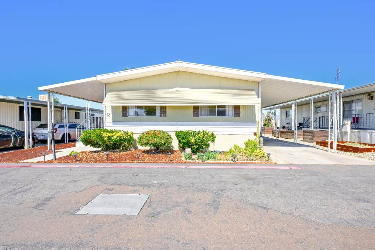 105 Herndon Avenue - Photo 1