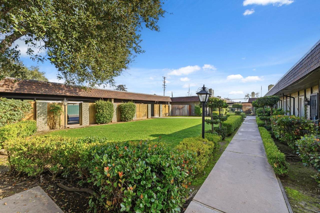 3679 N Fruit Ave - Photo 1