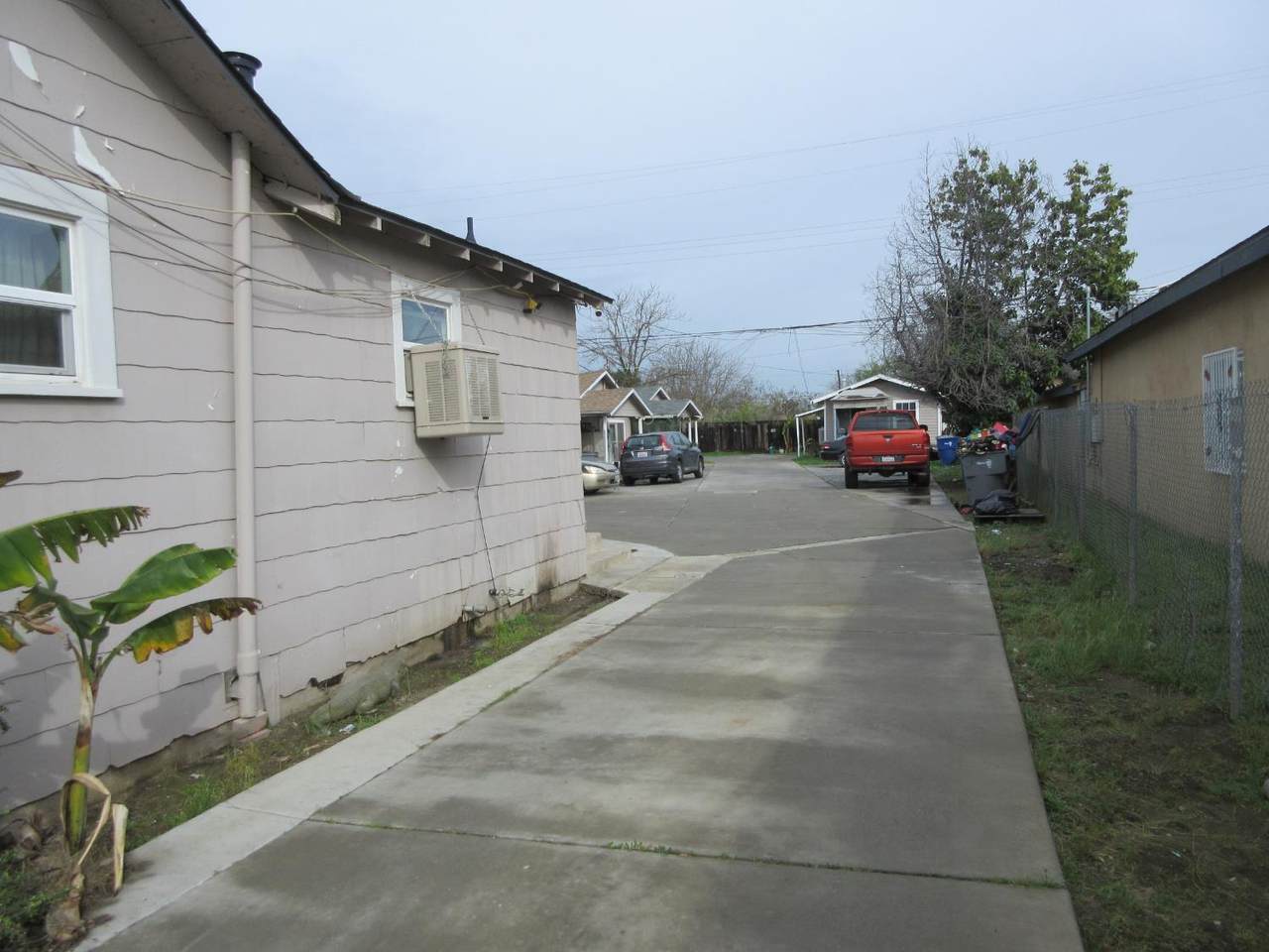 https://bt-photos.global.ssl.fastly.net/fresno/1280_boomver_1_644381-2.jpg