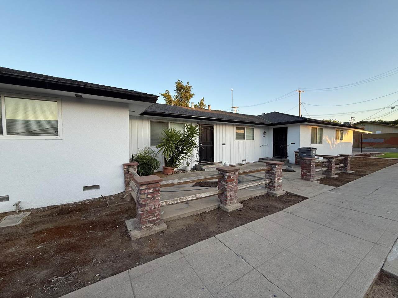1205 F Street - Photo 1