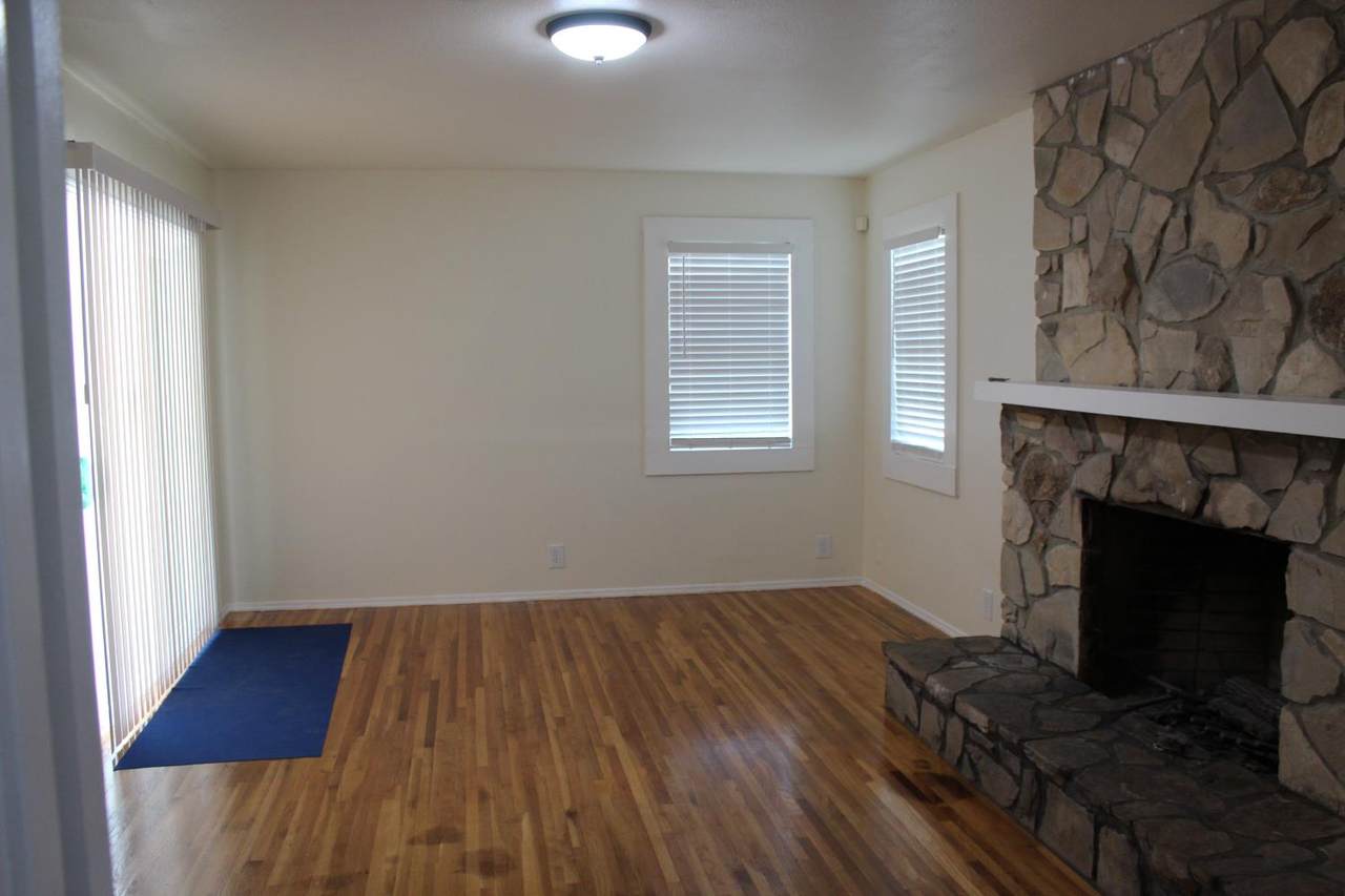 https://bt-photos.global.ssl.fastly.net/fresno/1280_boomver_1_645126-2.jpg