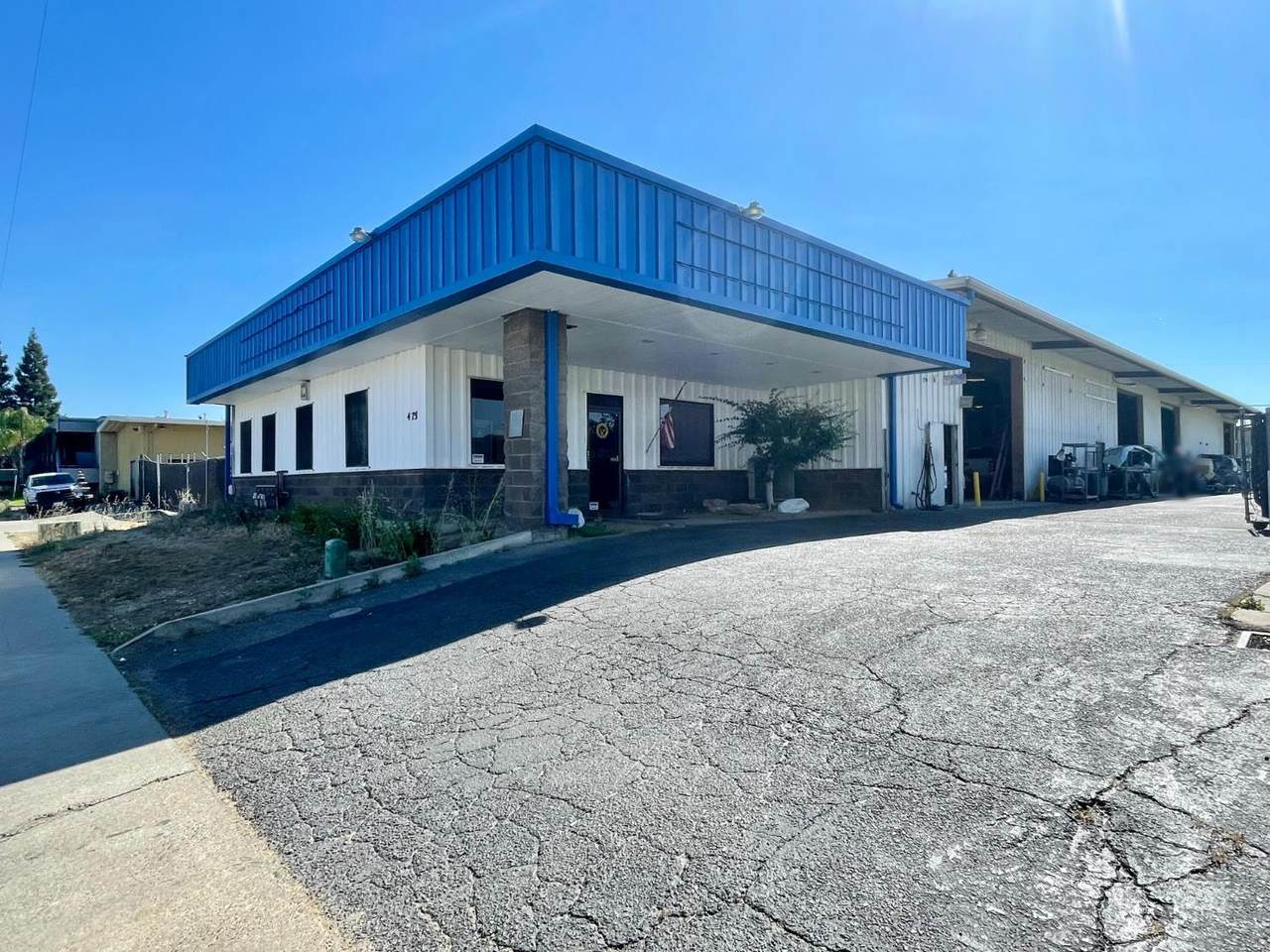 4751 El Capitan Avenue - Photo 1