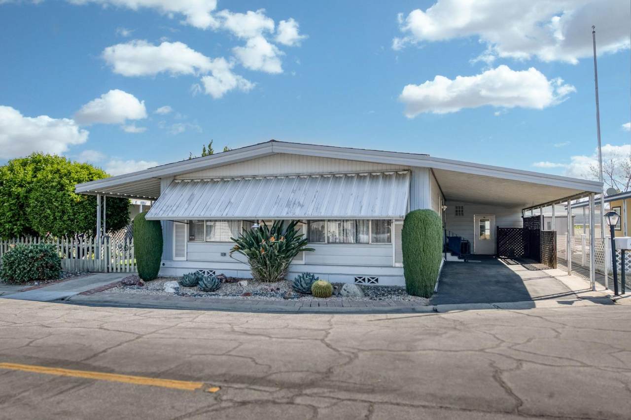 1701 Dinuba Avenue - Photo 1