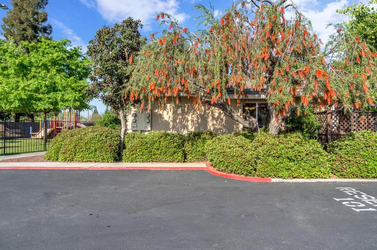 https://bt-photos.global.ssl.fastly.net/fresno/1280_boomver_1_646480-2.jpg