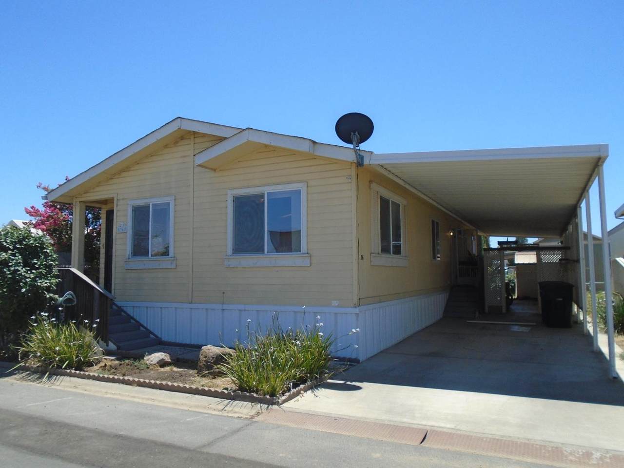 860 Grangeville Boulevard - Photo 1