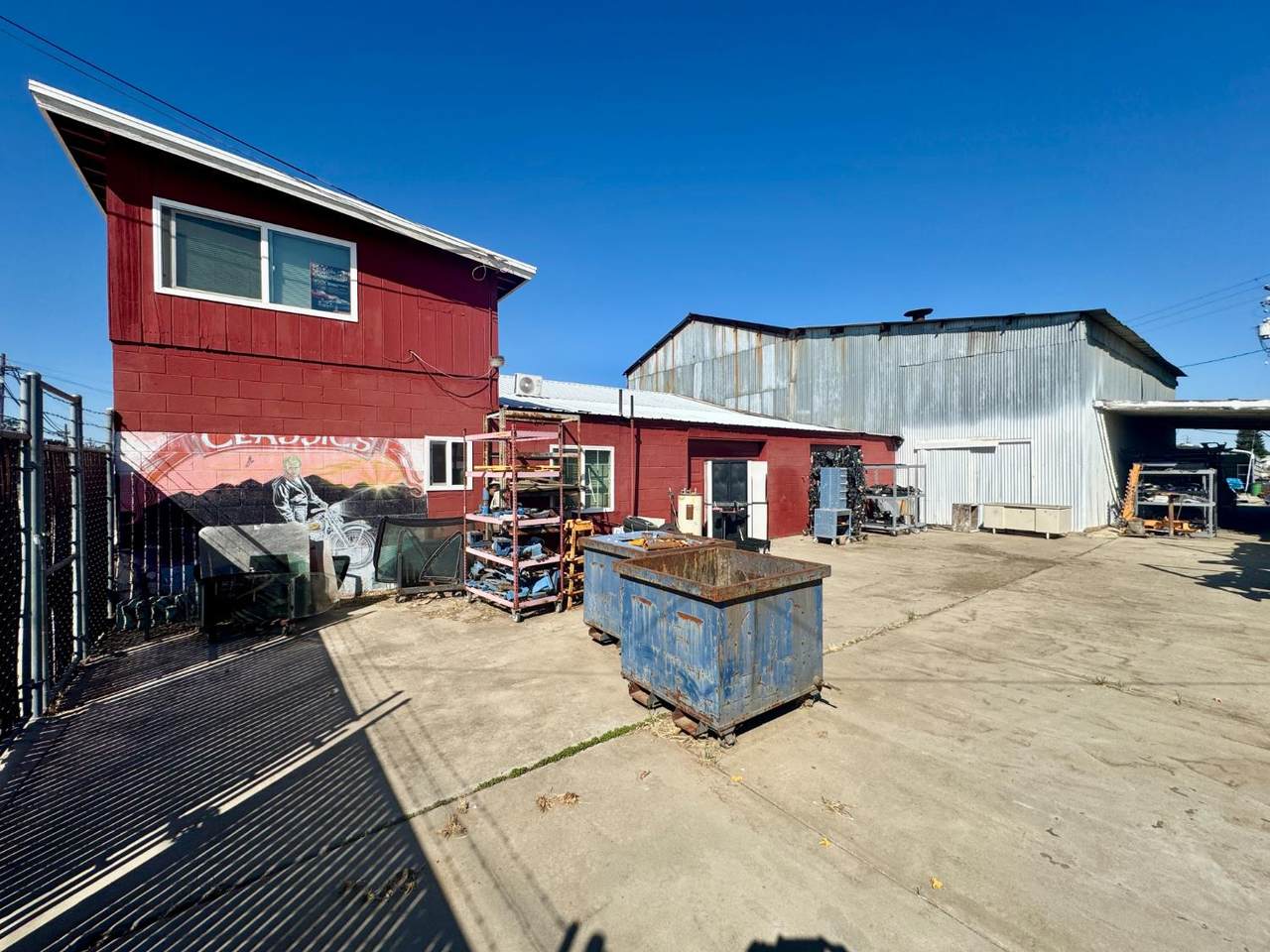 https://bt-photos.global.ssl.fastly.net/fresno/1280_boomver_1_647251-2.jpg