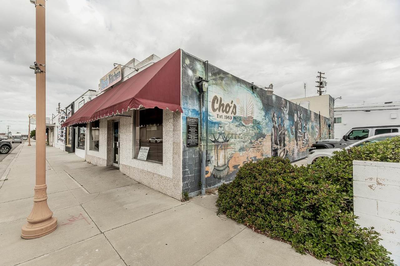 2030 Front Street - Photo 1