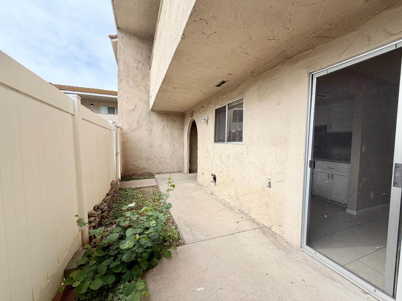 https://bt-photos.global.ssl.fastly.net/fresno/1280_boomver_1_647763-2.jpg