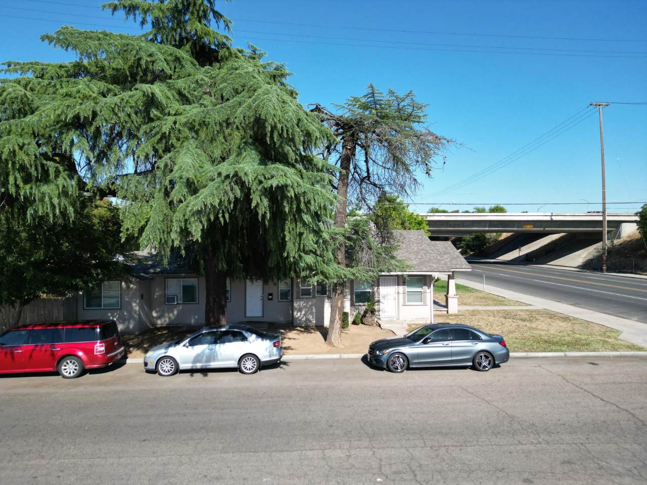 https://bt-photos.global.ssl.fastly.net/fresno/1280_boomver_2_648057-2.jpg