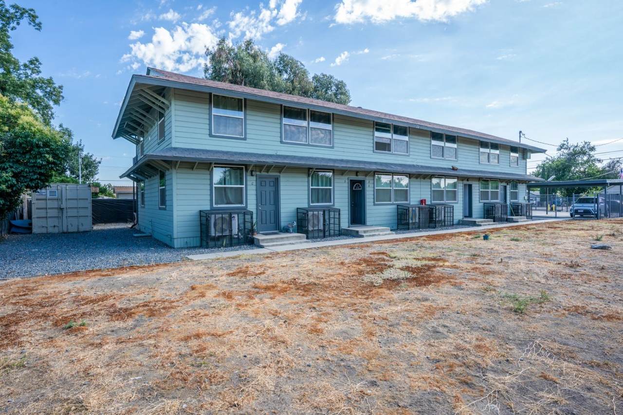 2567 Rowell Avenue - Photo 1