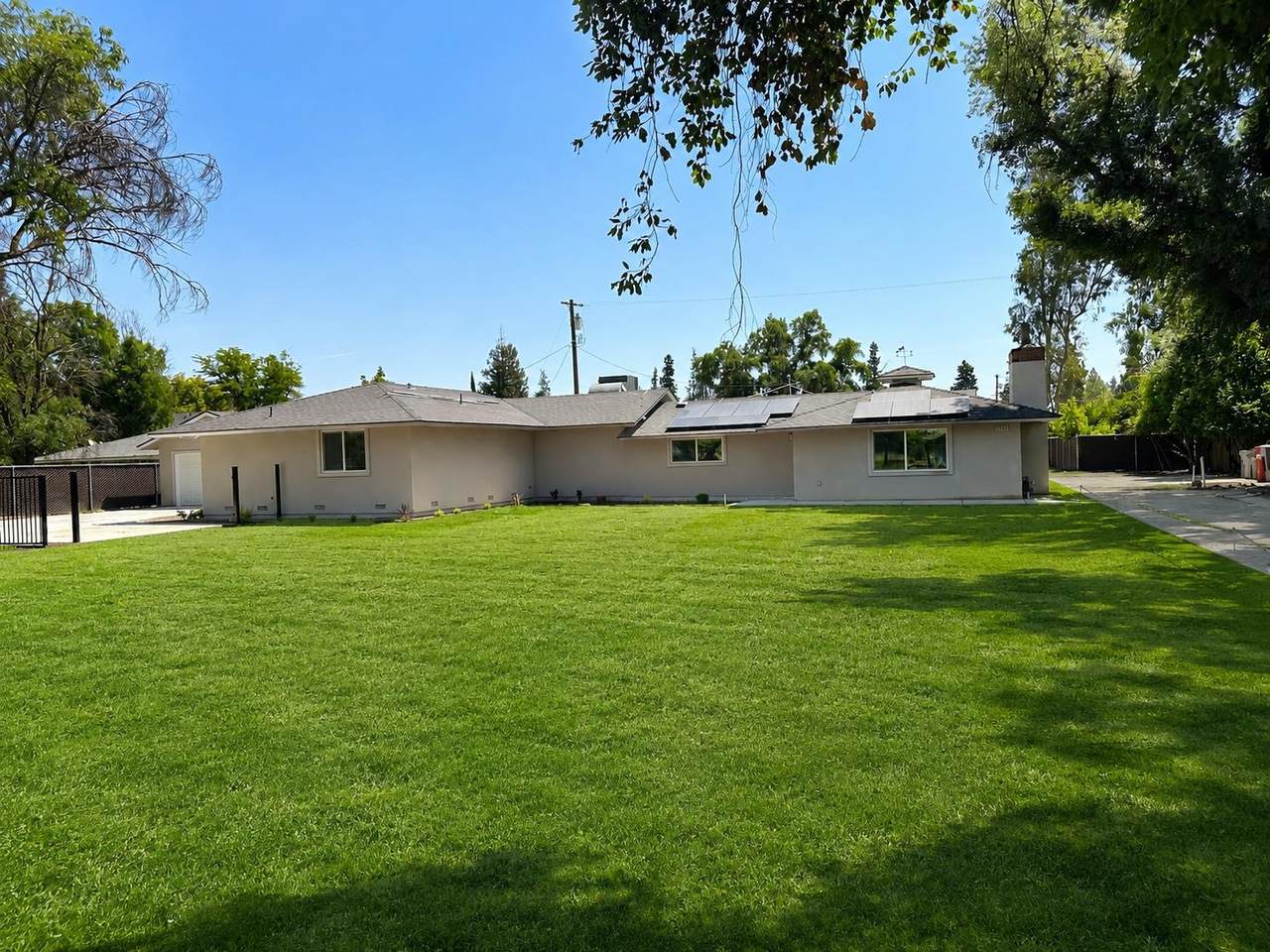 4832 Fruit Avenue - Photo 1
