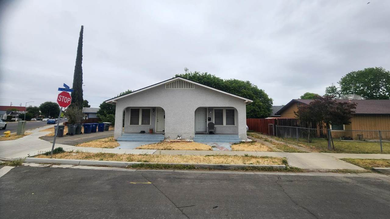 450 6Th Street - Photo 1