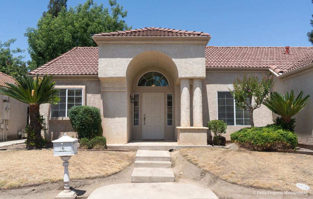 1044 Manhattan Avenue - Photo 1