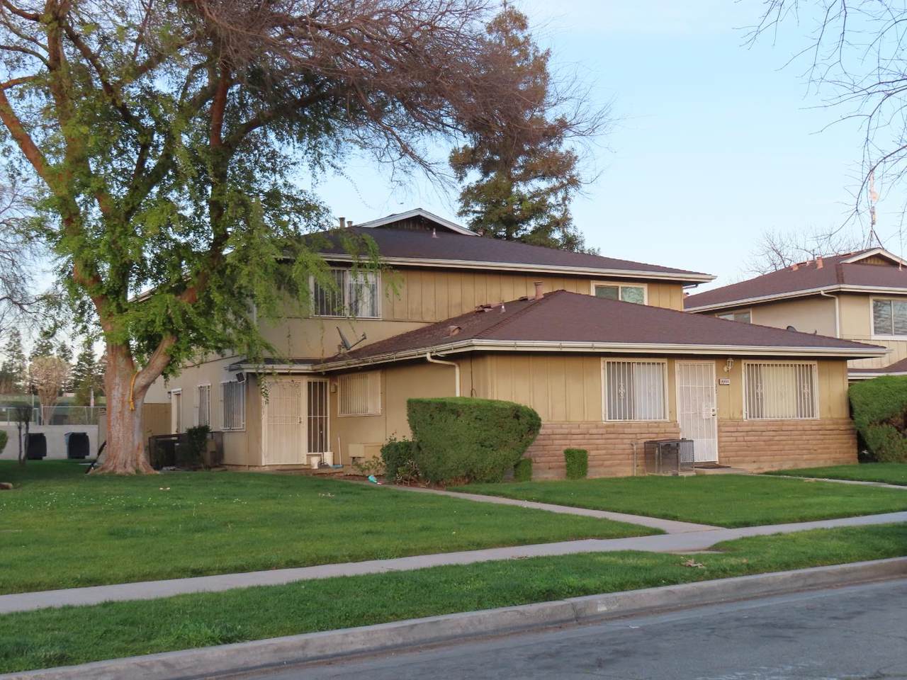 4960 Holt Avenue - Photo 1