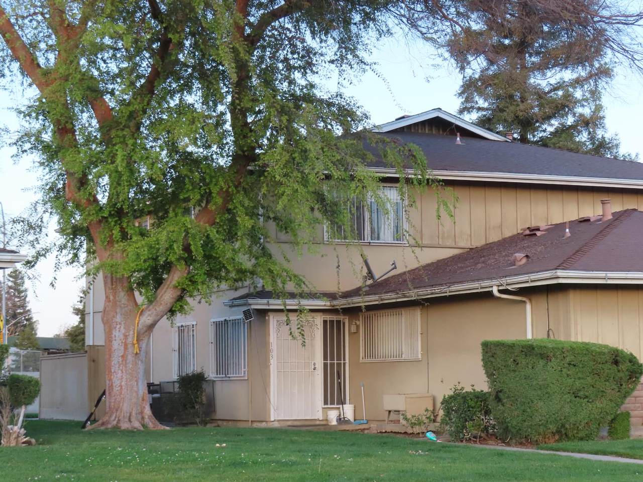 https://bt-photos.global.ssl.fastly.net/fresno/1280_boomver_1_649446-2.jpg
