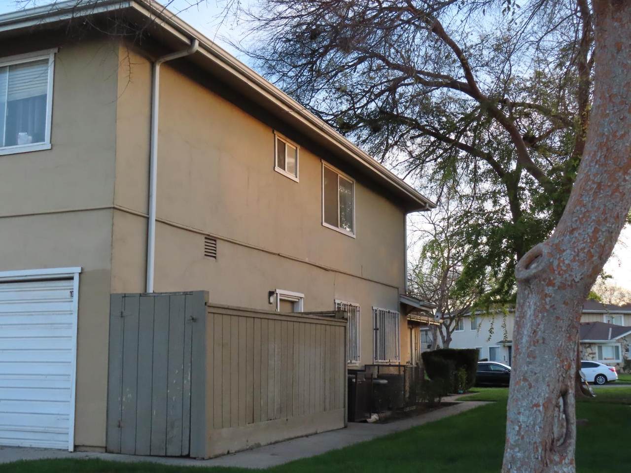 https://bt-photos.global.ssl.fastly.net/fresno/1280_boomver_1_649446-2.jpg