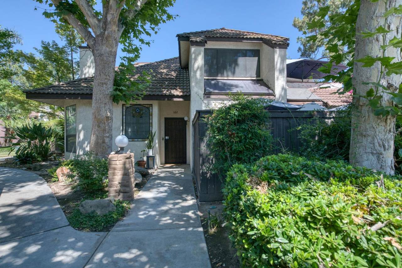 2890 Huntington Boulevard - Photo 1
