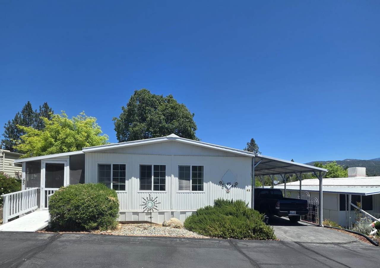 39678 Road 425B - Photo 1