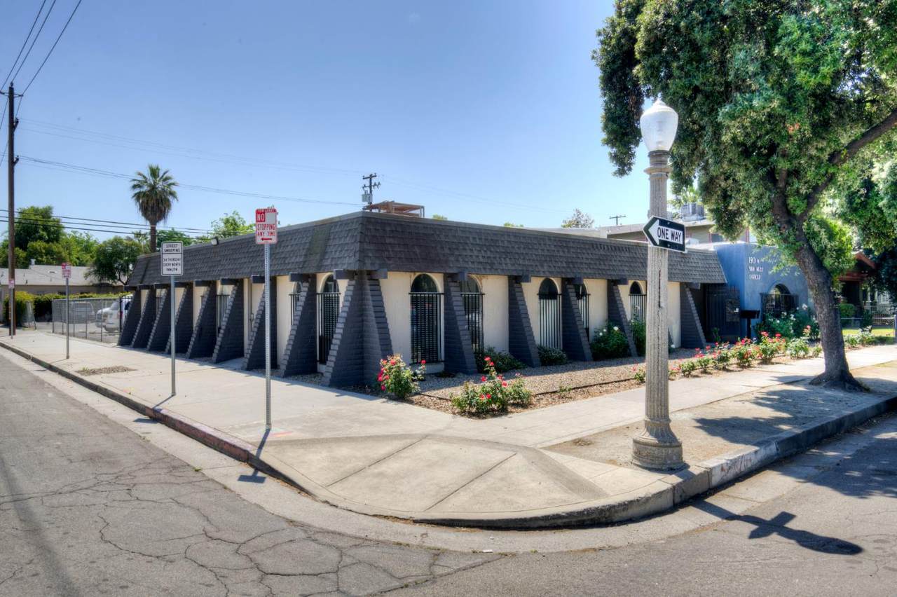 https://bt-photos.global.ssl.fastly.net/fresno/1280_boomver_1_650503-2.jpg