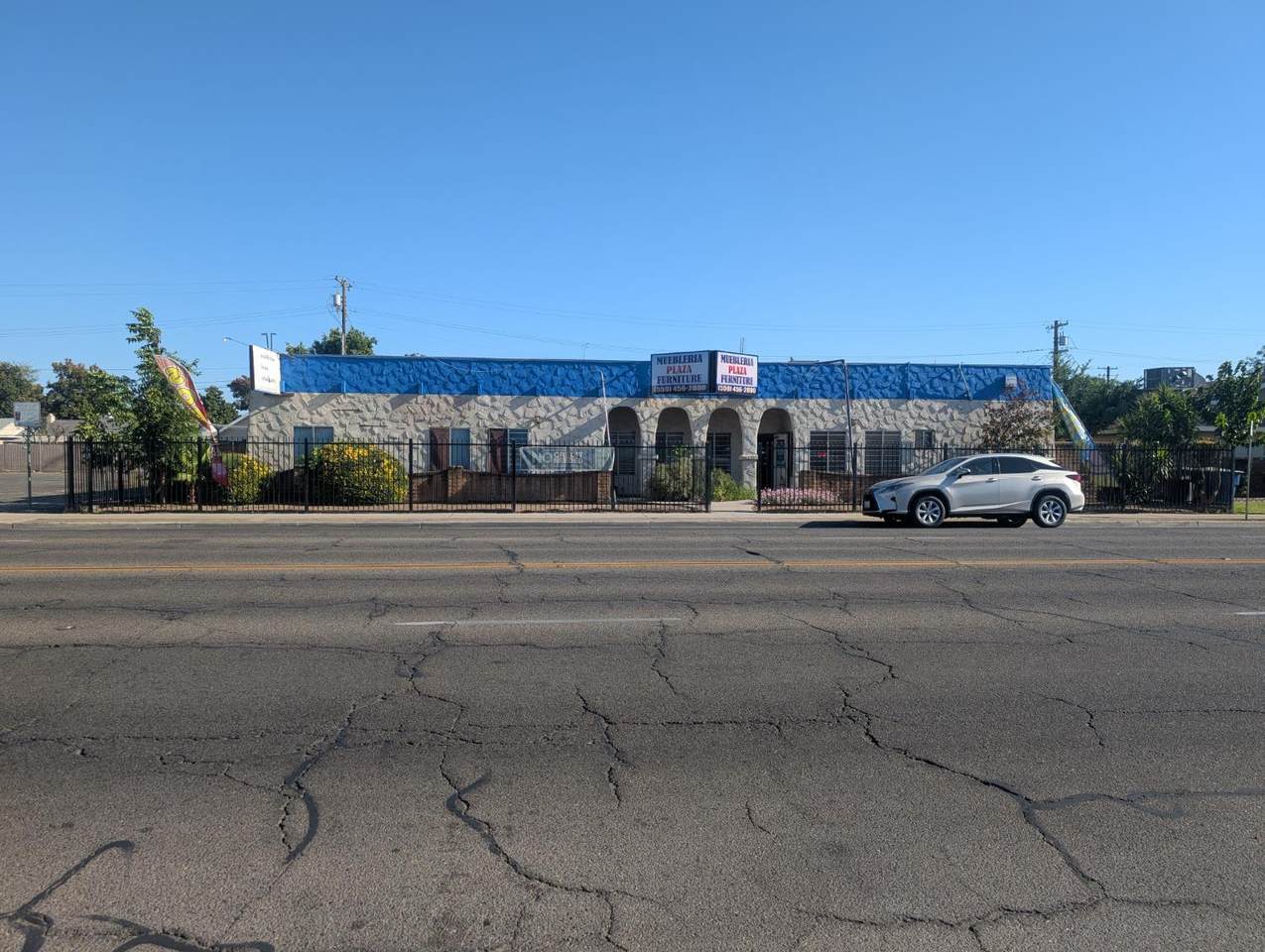 625 Clinton Avenue - Photo 1
