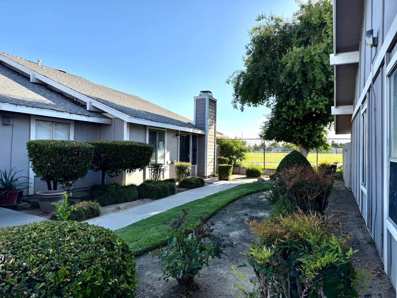 1027 Dakota Avenue - Photo 1