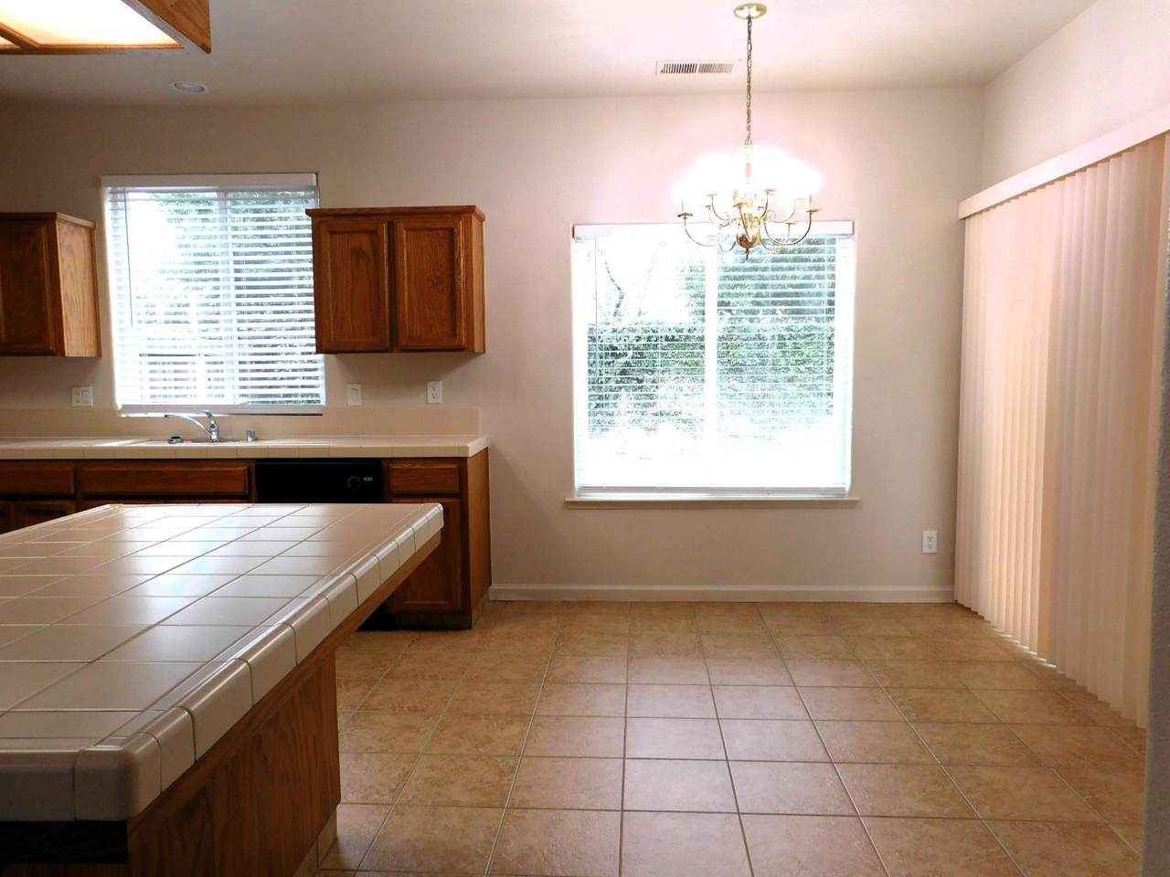 https://bt-photos.global.ssl.fastly.net/fresno/1280_boomver_1_651217-2.jpg