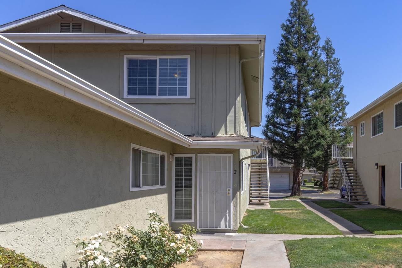 471 Santa Ana Avenue - Photo 1