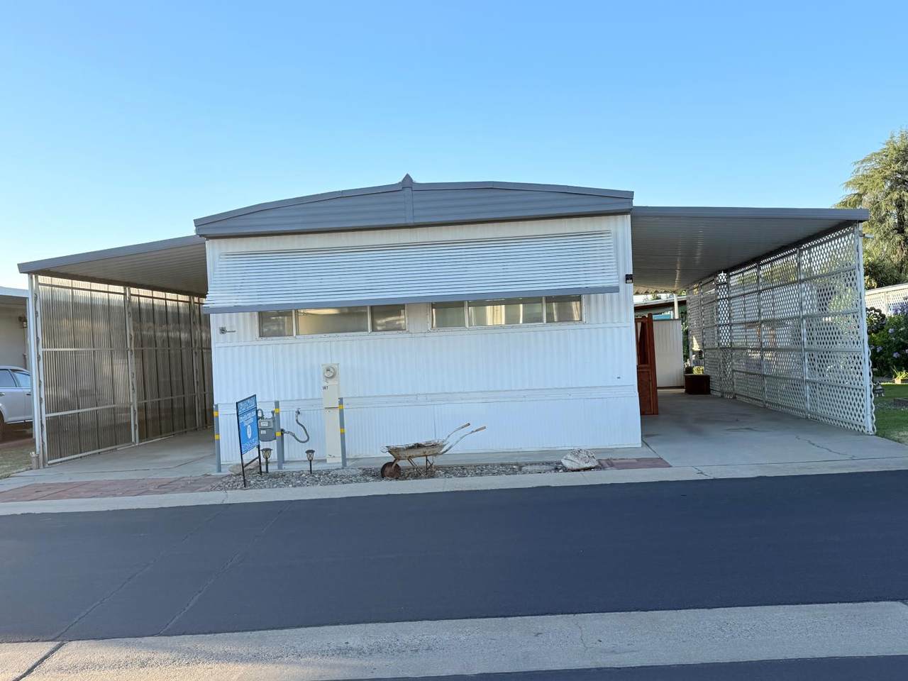 https://bt-photos.global.ssl.fastly.net/fresno/1280_boomver_1_651429-2.jpg