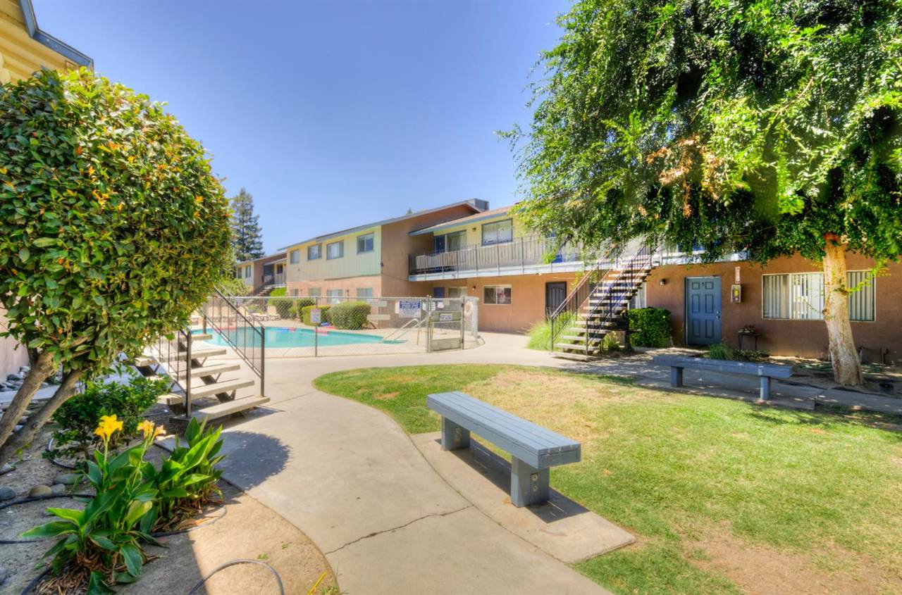 615 Demaree Street - Photo 1