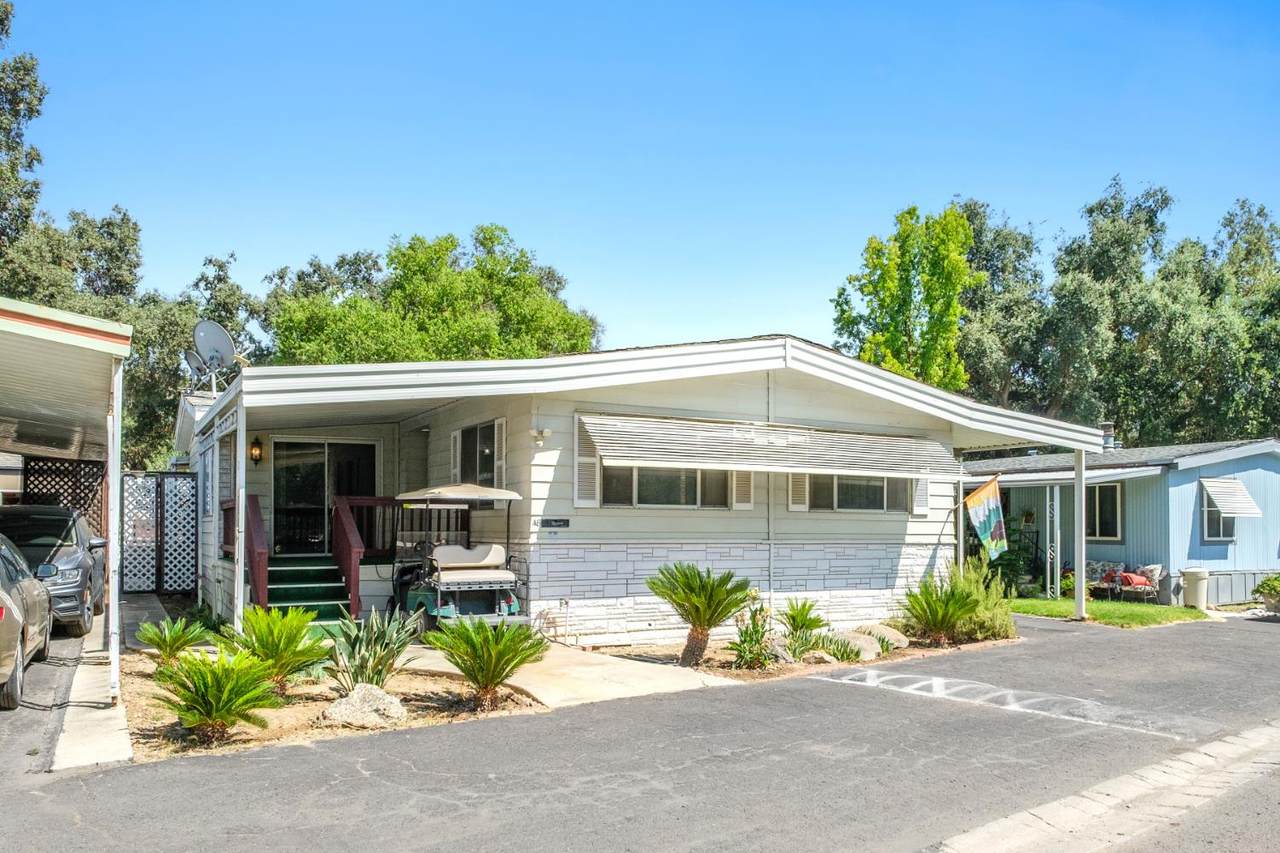 340 Frankwood - Photo 1