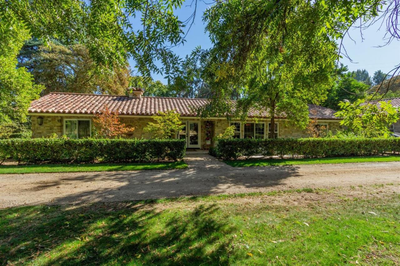 7800 Van Ness Boulevard - Photo 1