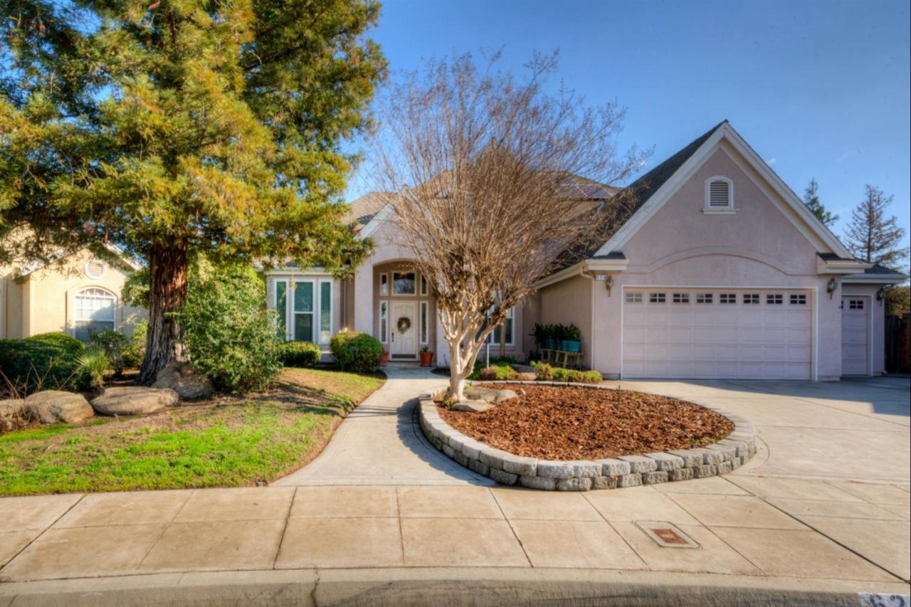 628 Houston Avenue - Photo 1