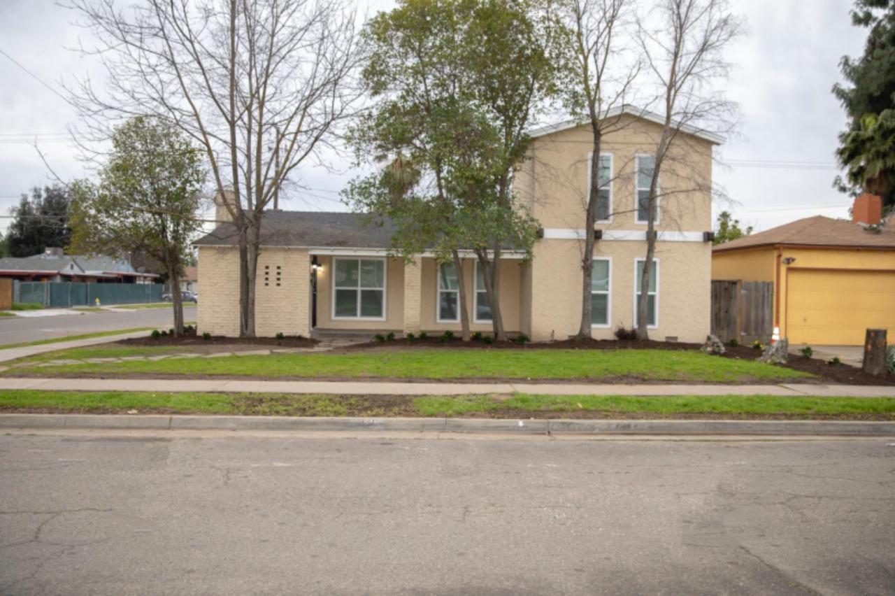 1846 Vassar Avenue - Photo 1