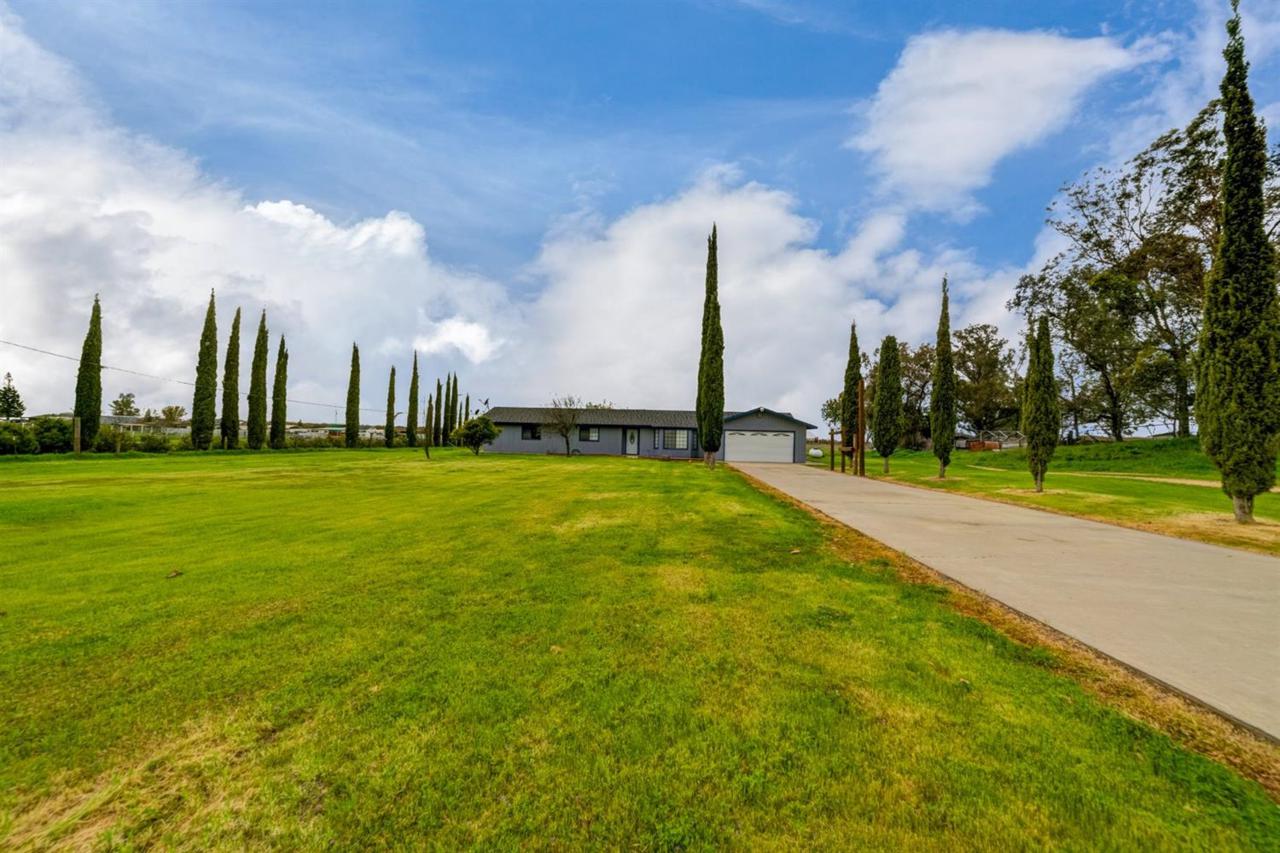 20924 Olympia Road - Photo 1