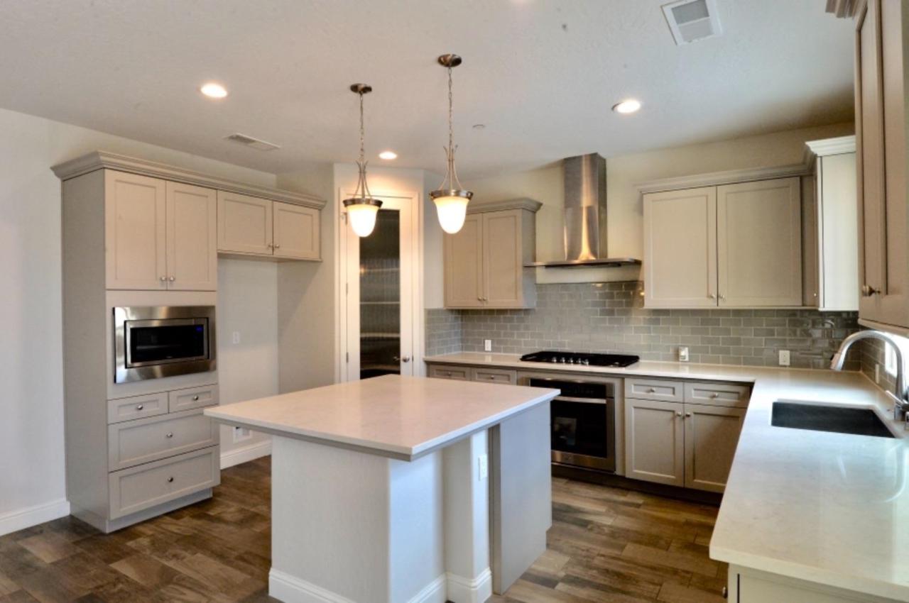 1741 Via Bella Avenue - Photo 1