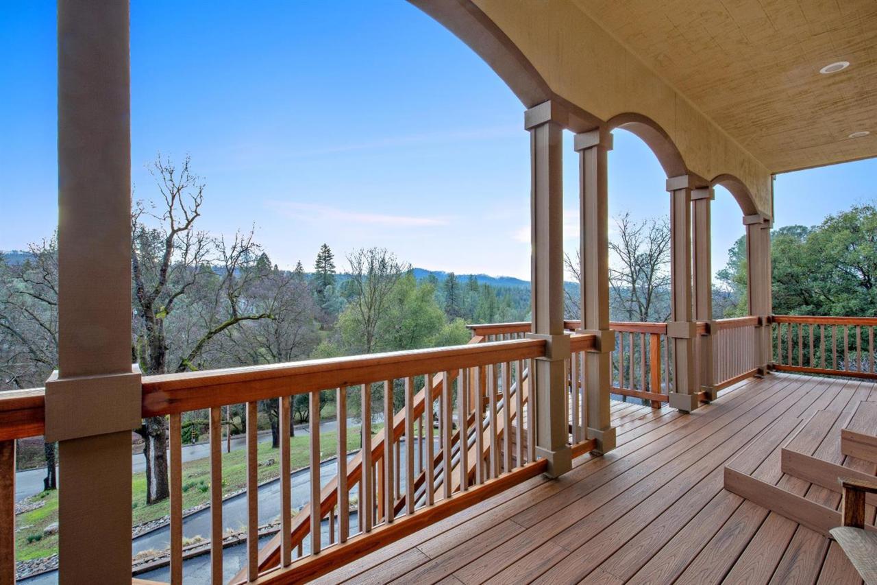 20702 Crescent Way - Photo 1