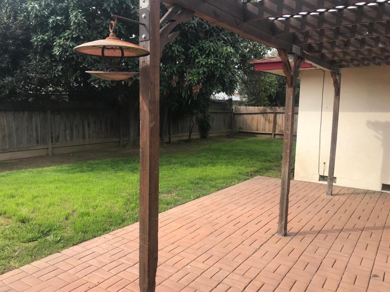 1185 Barstow Avenue - Photo 1