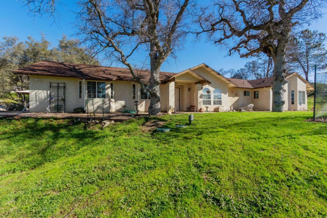 29176 Acorn Court - Photo 1