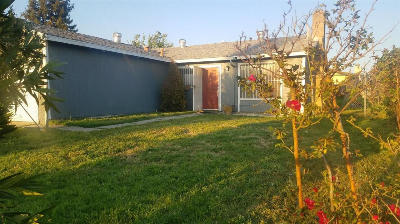 8904 Lansdowne - Photo 1