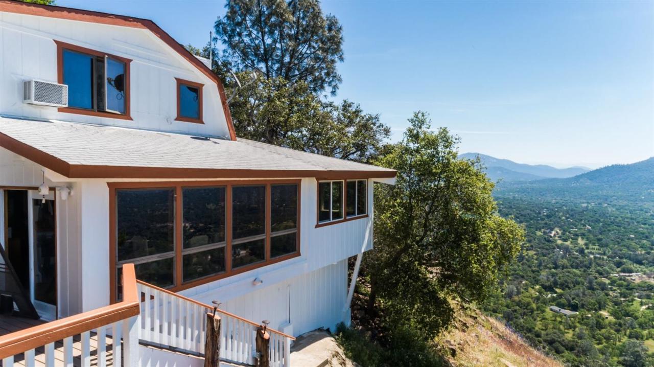 34145 Medford Road - Photo 1