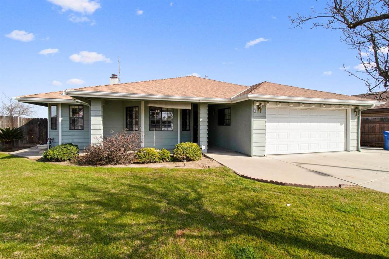 1100 Driftwood Court - Photo 1