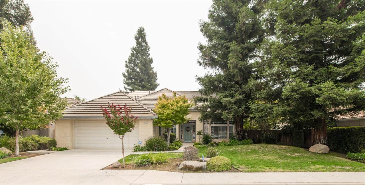 2560 Dovewood Avenue - Photo 1