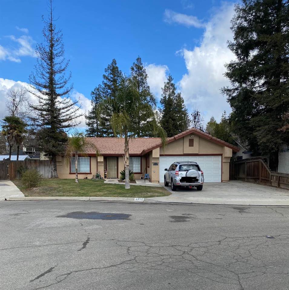 4352 Los Altos Avenue - Photo 1