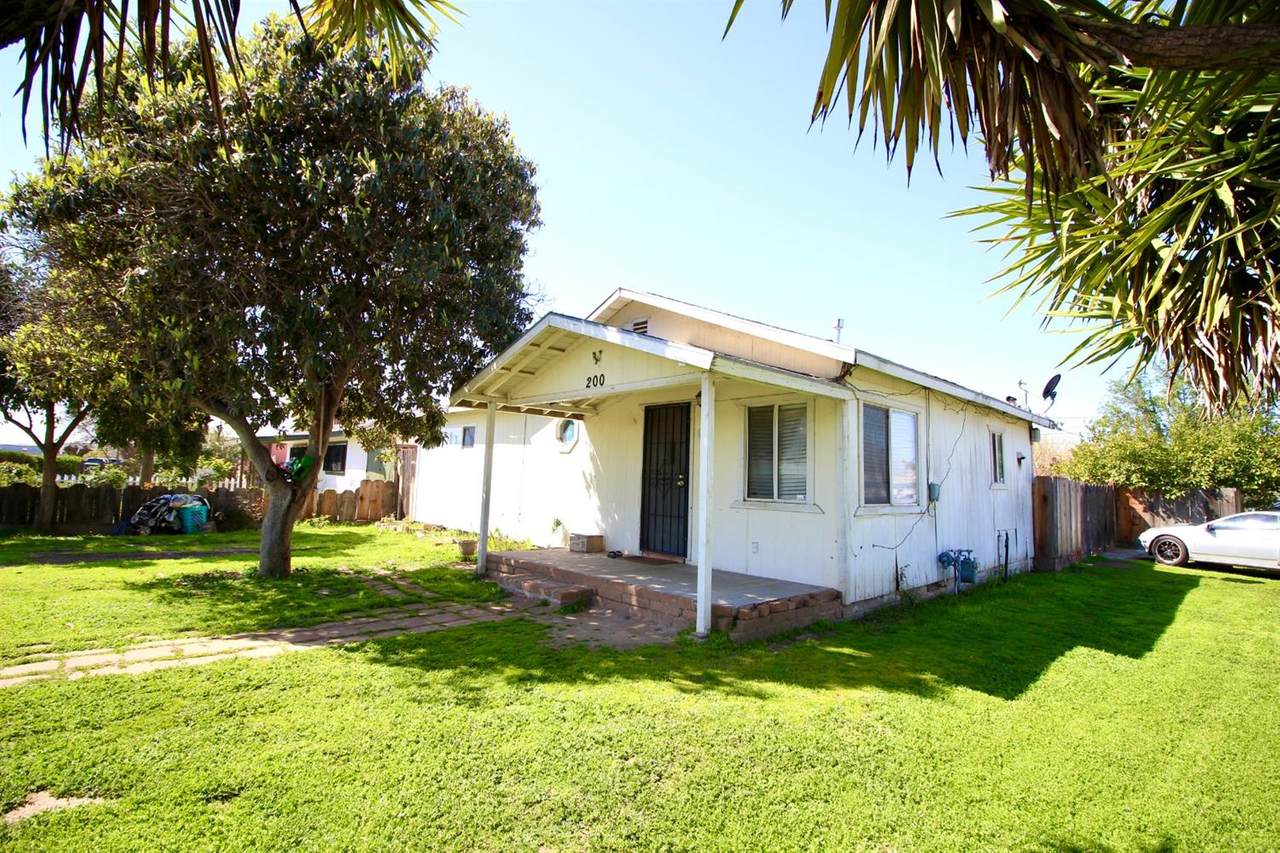 200 Grove Street - Photo 1