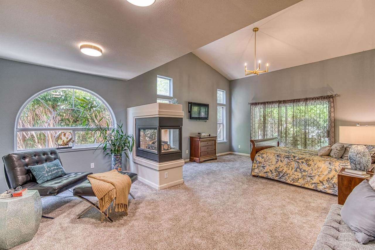2086 Fir Avenue - Photo 1
