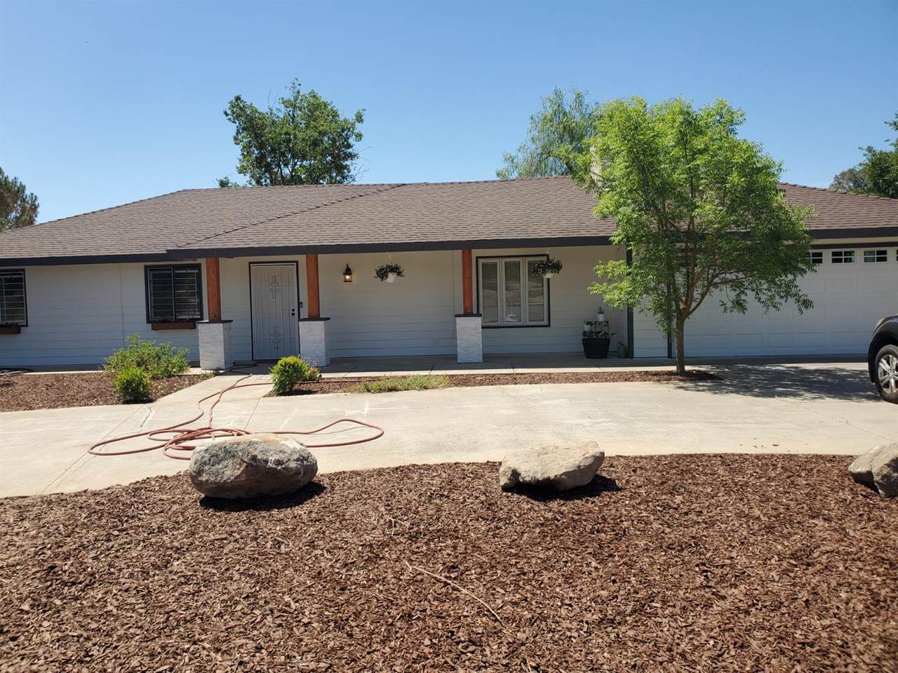 36716 Marciel Avenue - Photo 1