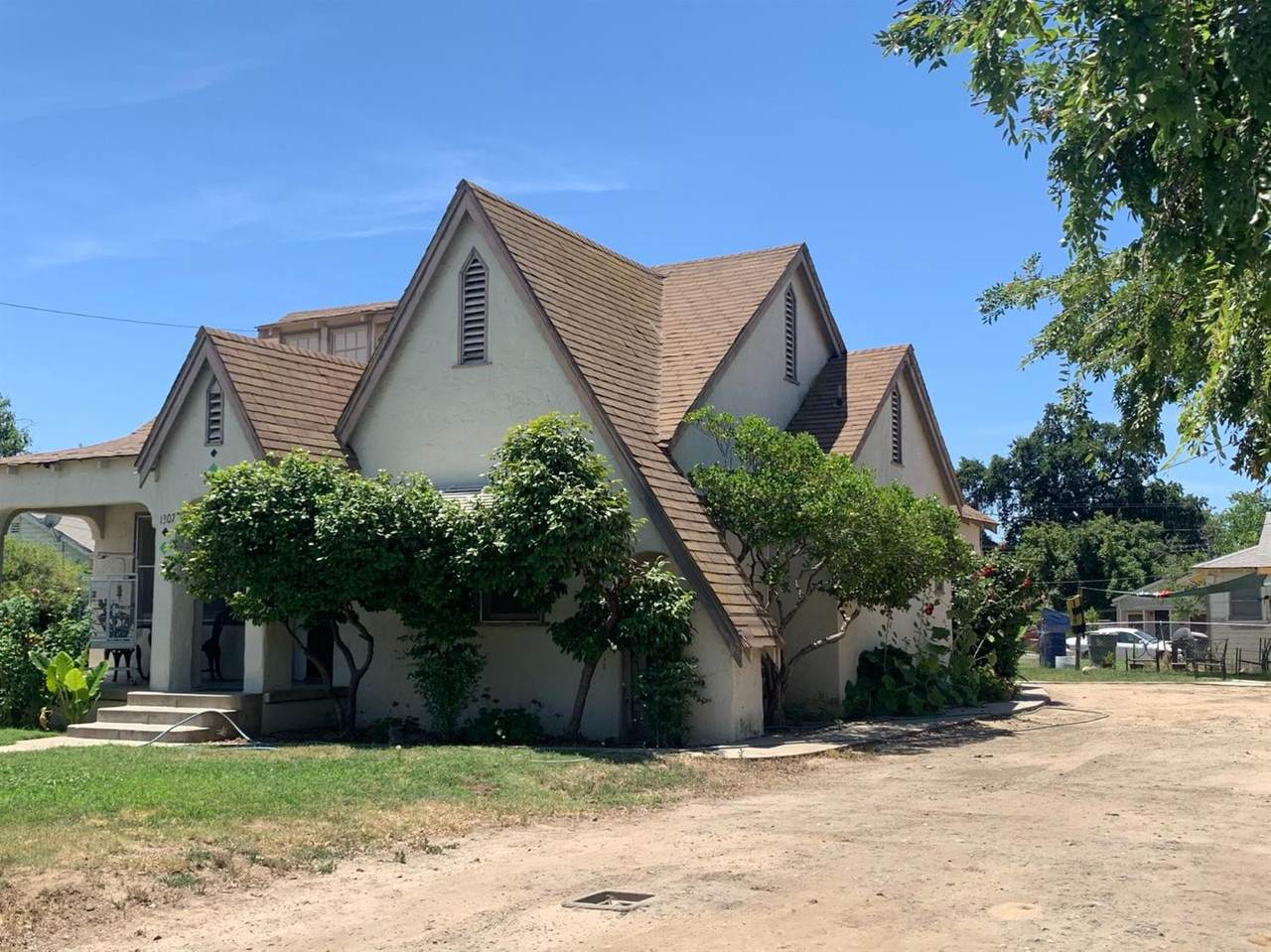 1307 Sanger Avenue - Photo 1