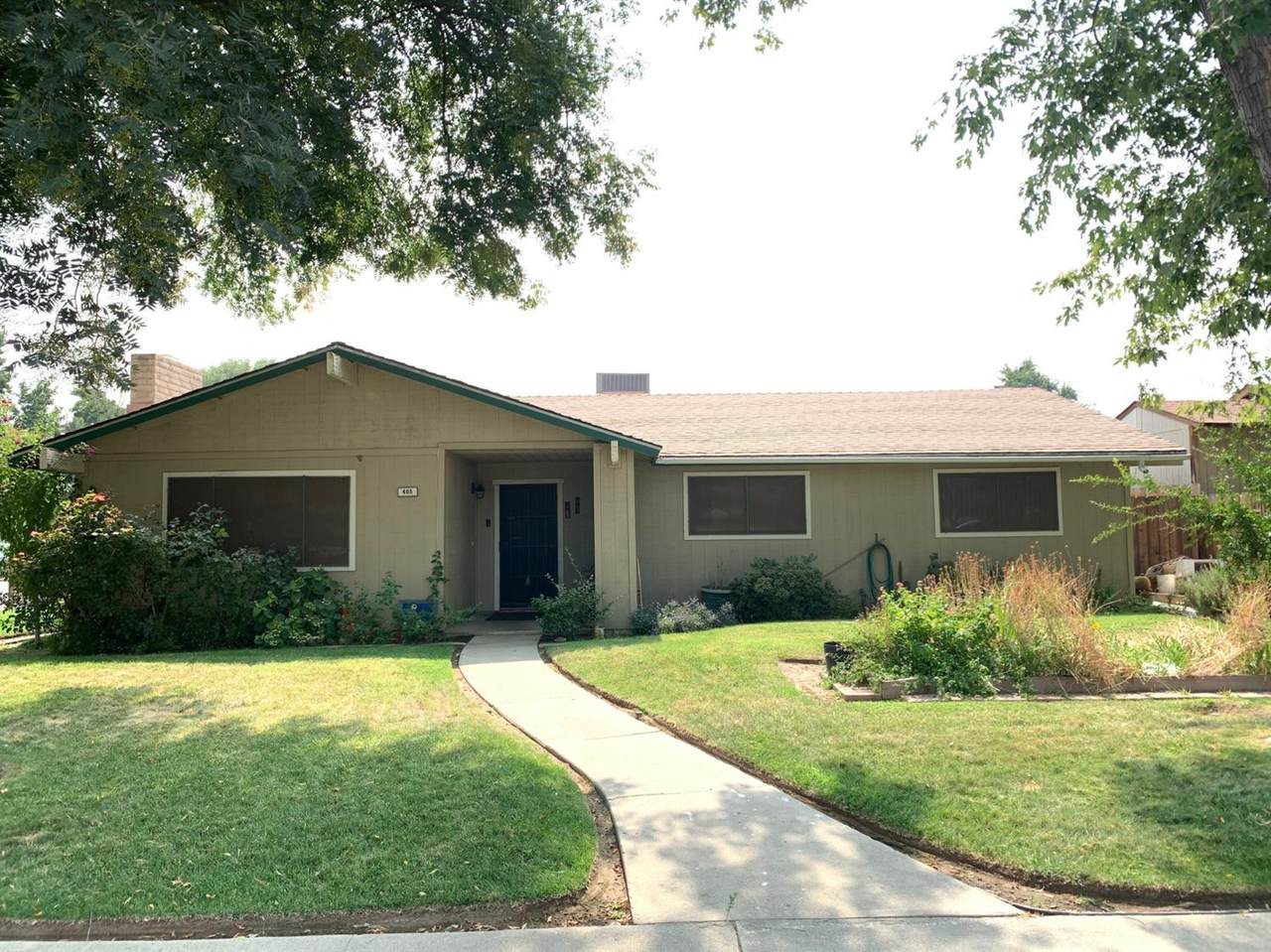 405 Pleasant Street - Photo 1